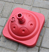 Подставка  для зонта KUTOMI красная пластик 20л. 34x34x17
